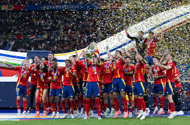 英超-哈兰德哑火阿克伤退 曼城0-0闷平阿森纳.